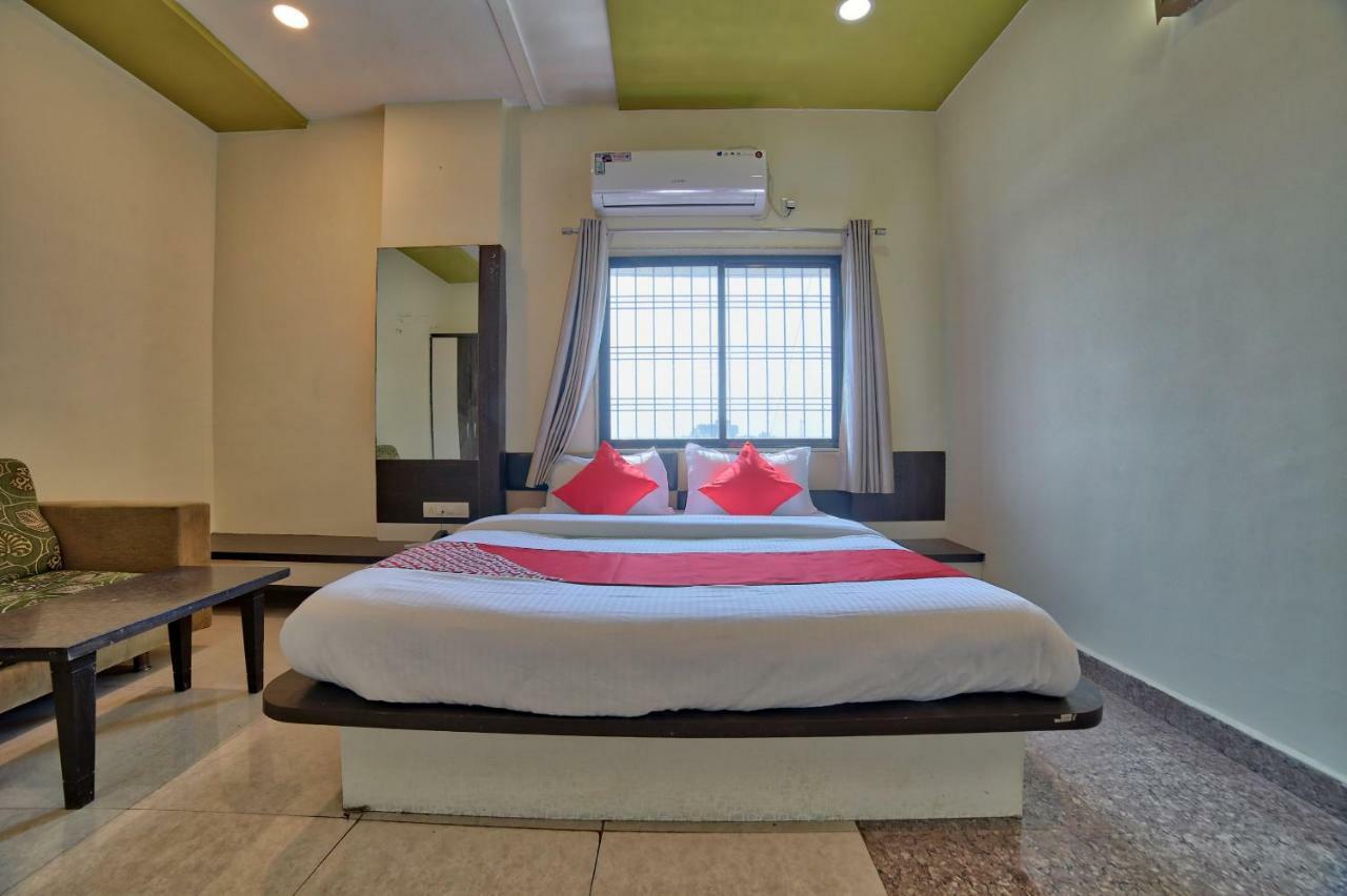 Oyo 35538 Hotel Risha Chandrapur Extérieur photo